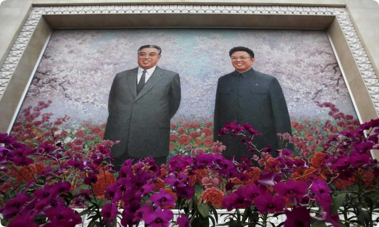 Культ личности Ким Ир Сена подрывает демократию и права человека в Северной Корее, что делает невозможным реальный прогресс в области политических реформ и сокращения социально-экономического разрыва в стране.