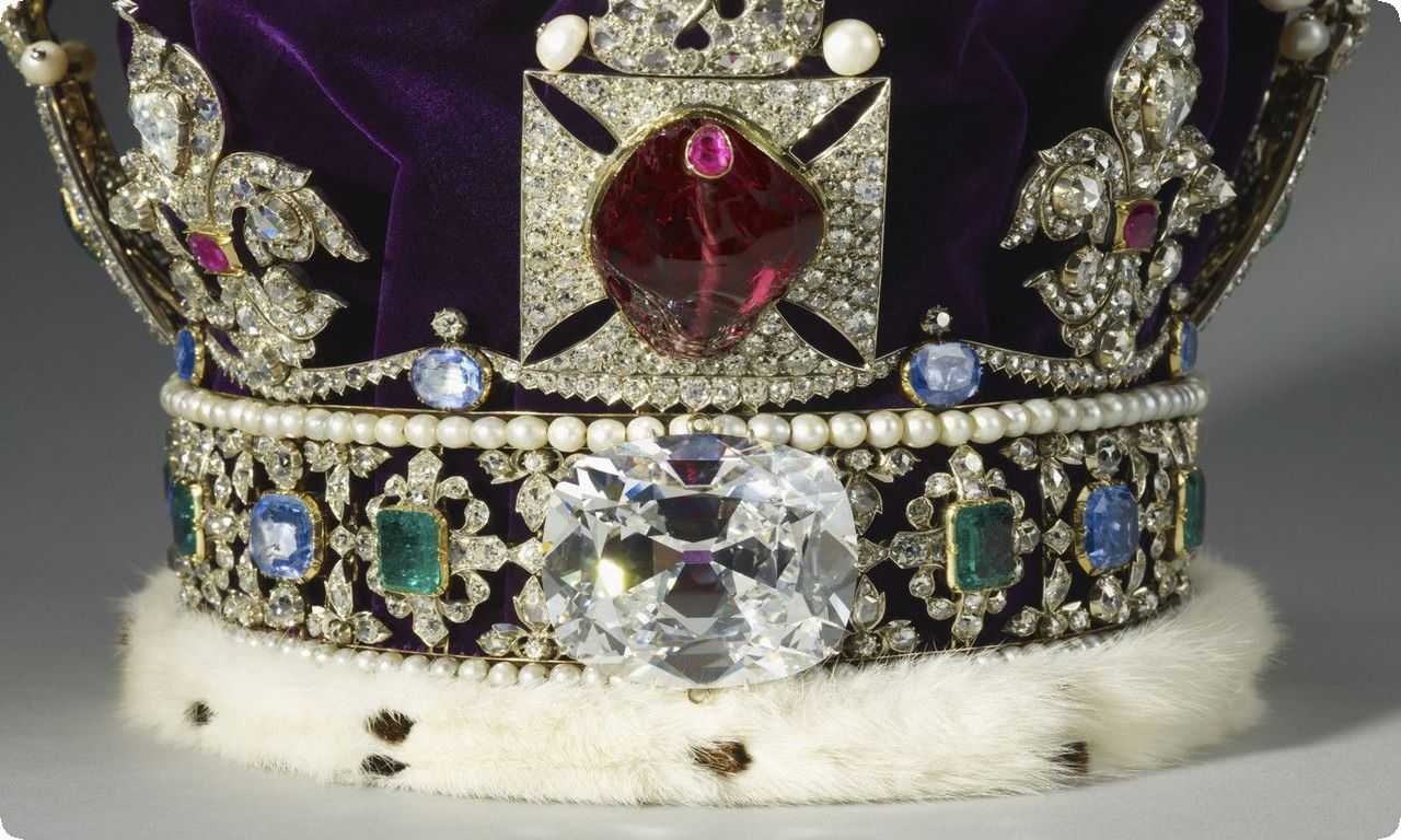 Изображение камней Короны, используемых в церемониях коронации британских монархов