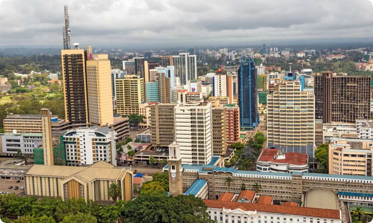 Современный город, Кения