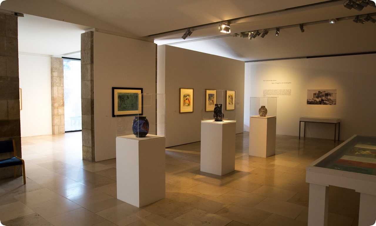 Музей Шагала в Ницце - уникальное место, где вы можете увидеть работы одного из самых известных художников XX века.