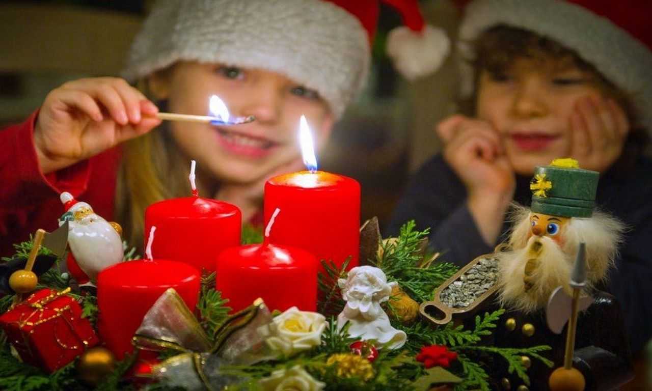 Рождество в Германии - это время гармонии и радости, когда все находятся в хорошем настроении и наслаждаются атмосферой праздника.