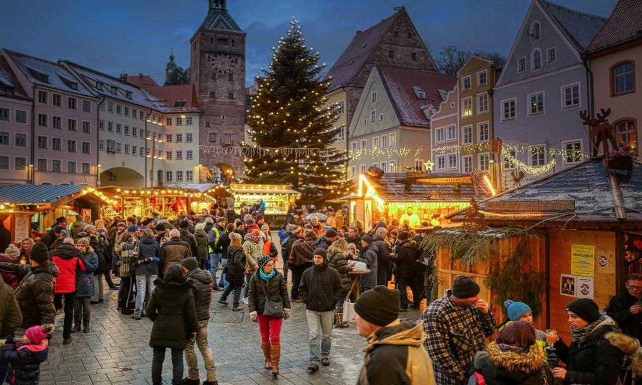 Рождество в Германии - один из самых важных праздников, отмечаемый традиционно и с большим размахом.