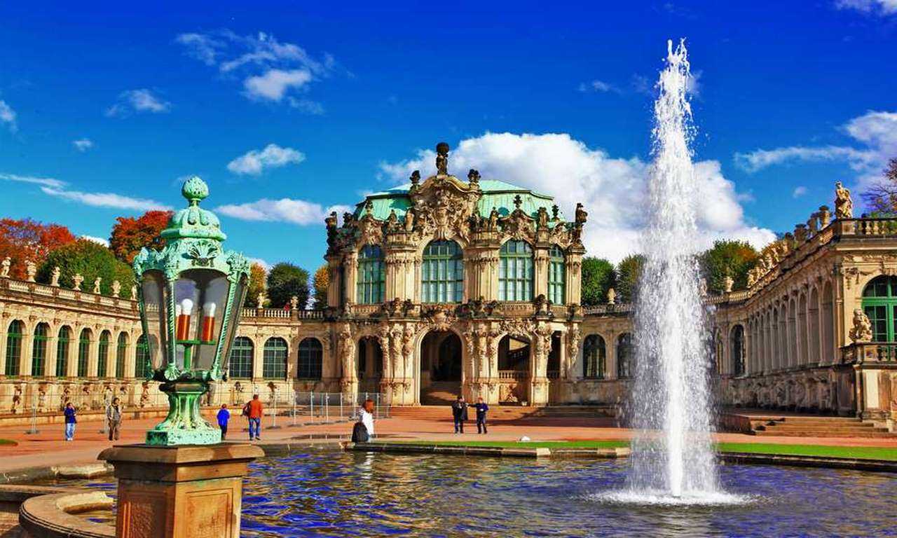 Многие дворцы и форты в Германии были построены еще в средние века и сохранились в хорошем состоянии до наших дней.