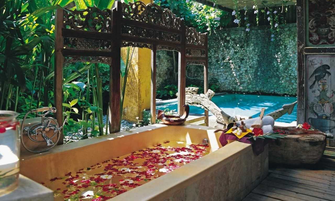 Невероятно красивые виды и богатая культура ожидают вас на Бали. Наслаждайтесь комфортом в нашем жилье, включающем в себя удобства, такие как кондиционер, бесплатный завтрак и обслуживание номеров.
